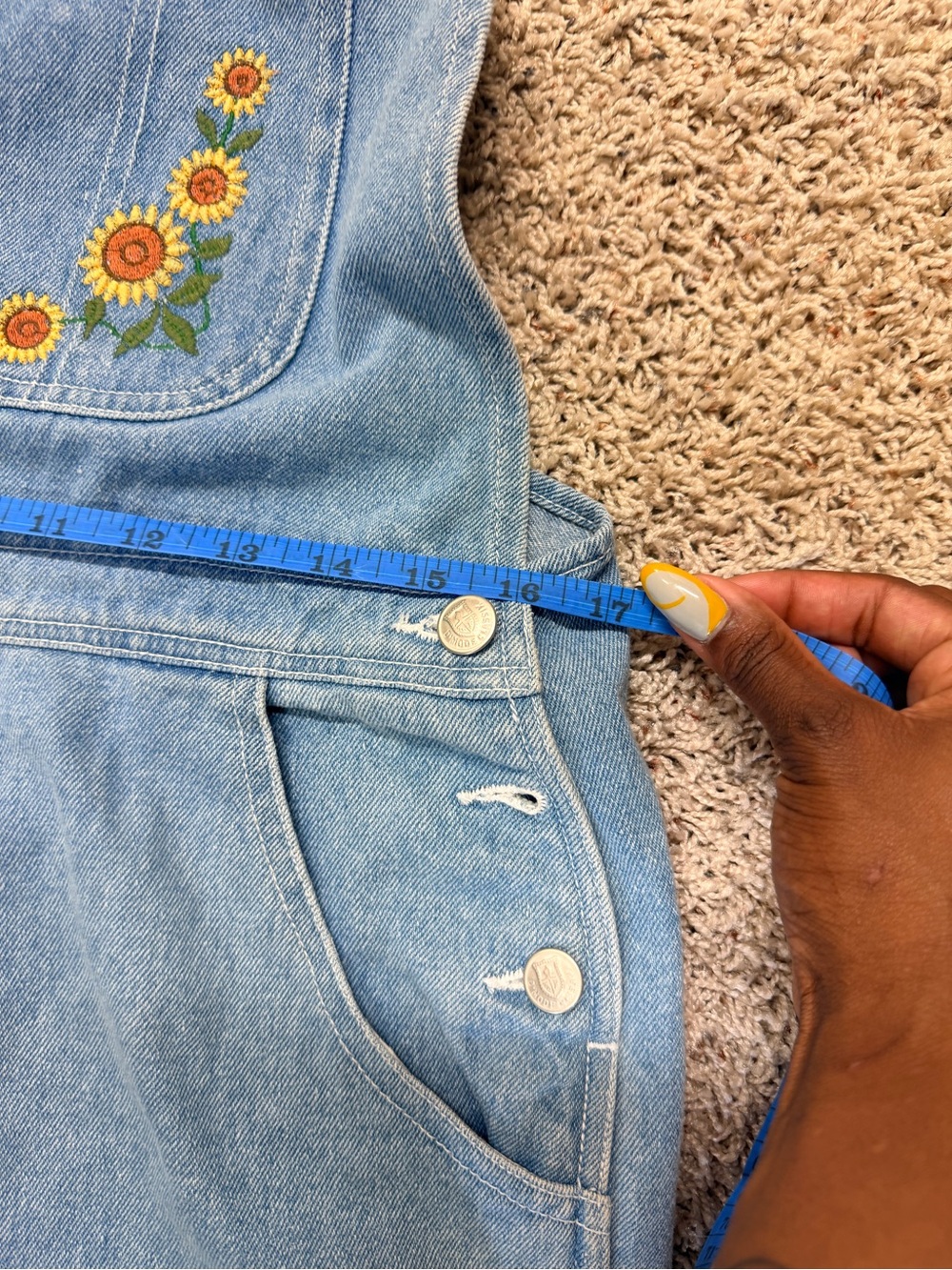 Vintage Denim Sunflower Embroidered Short Overalls - Blue - Picture 4 of 10